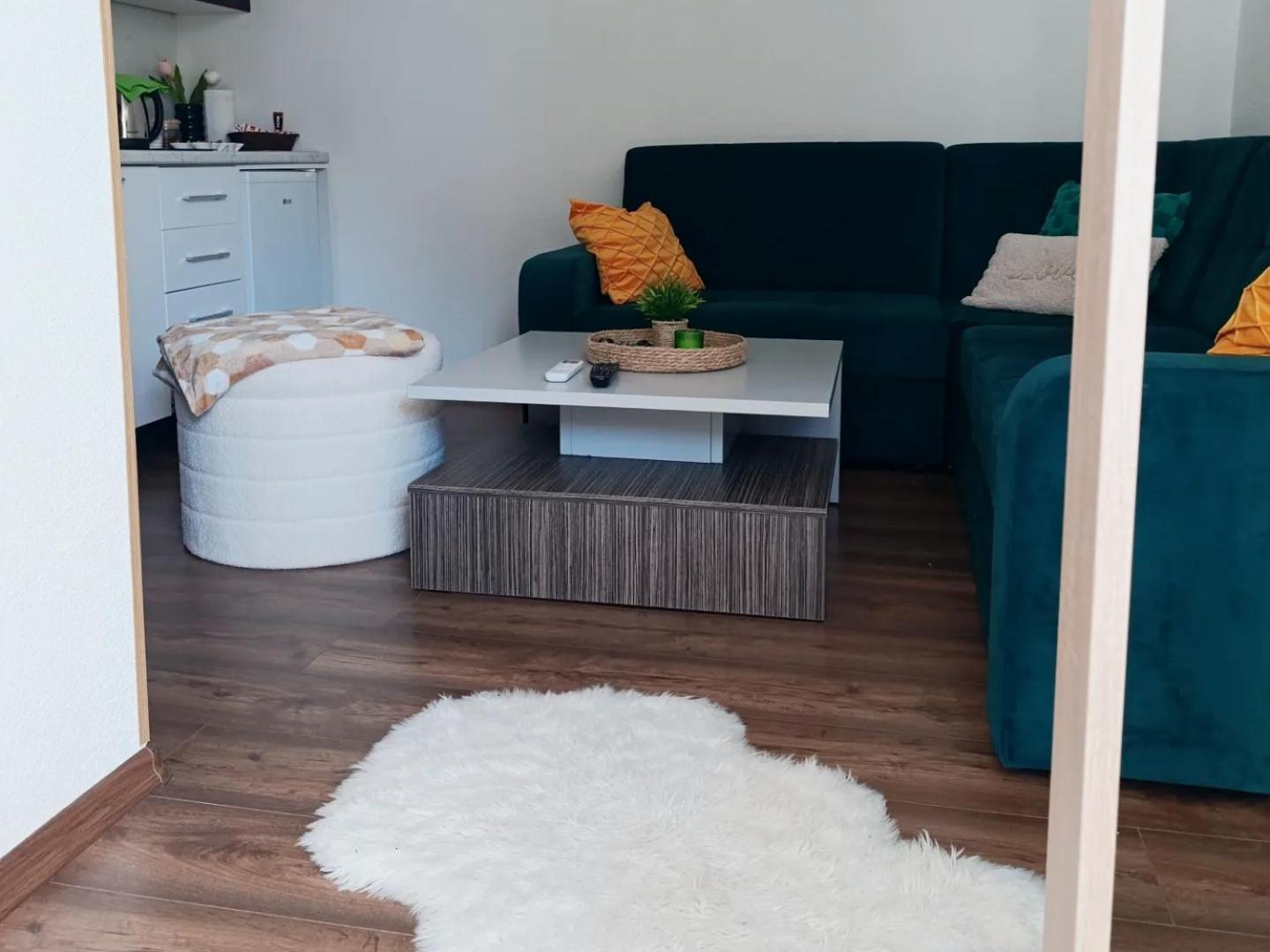 Apartman Eden ヤイツェ エクステリア 写真